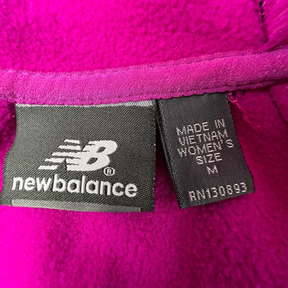 New Balance Women's Jacket Black Pink Full Zip Hooded Long Sleeve Size M NWT $90 - Picture 4 of 15